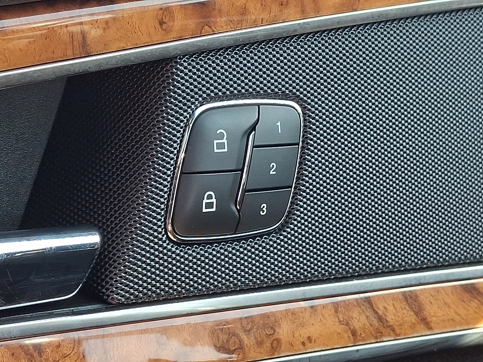 2019 Infinite Black Metallic - UM Lincoln Nautilus Select AWD