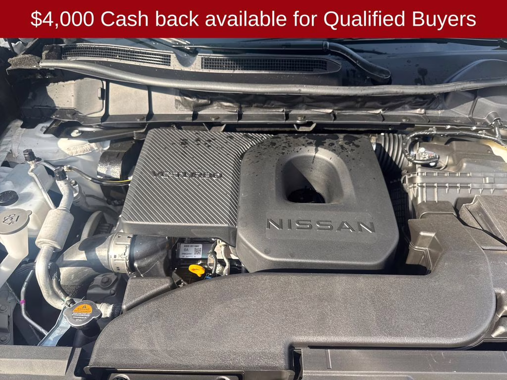 2026 Everest White Pearl/Black Nissan Murano Platinum AWD SUV