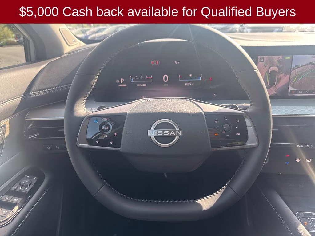 2026 Everest White Pearl/Black Nissan Murano Platinum AWD SUV