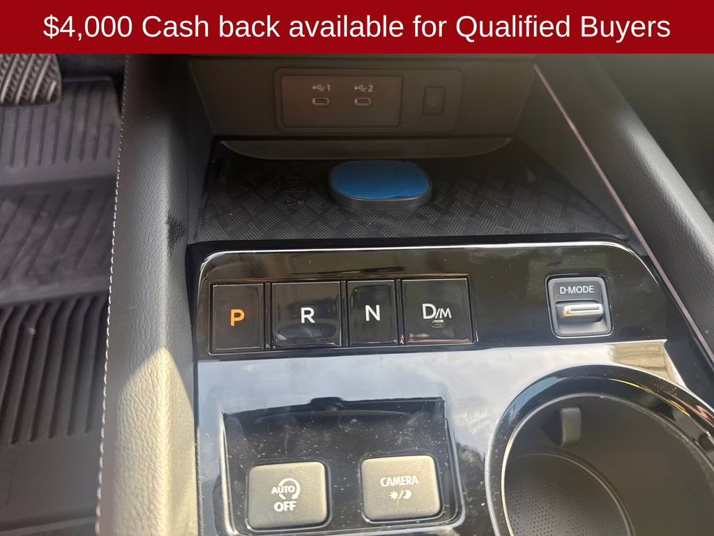 2026 Everest White Pearl/Black Nissan Murano Platinum AWD SUV