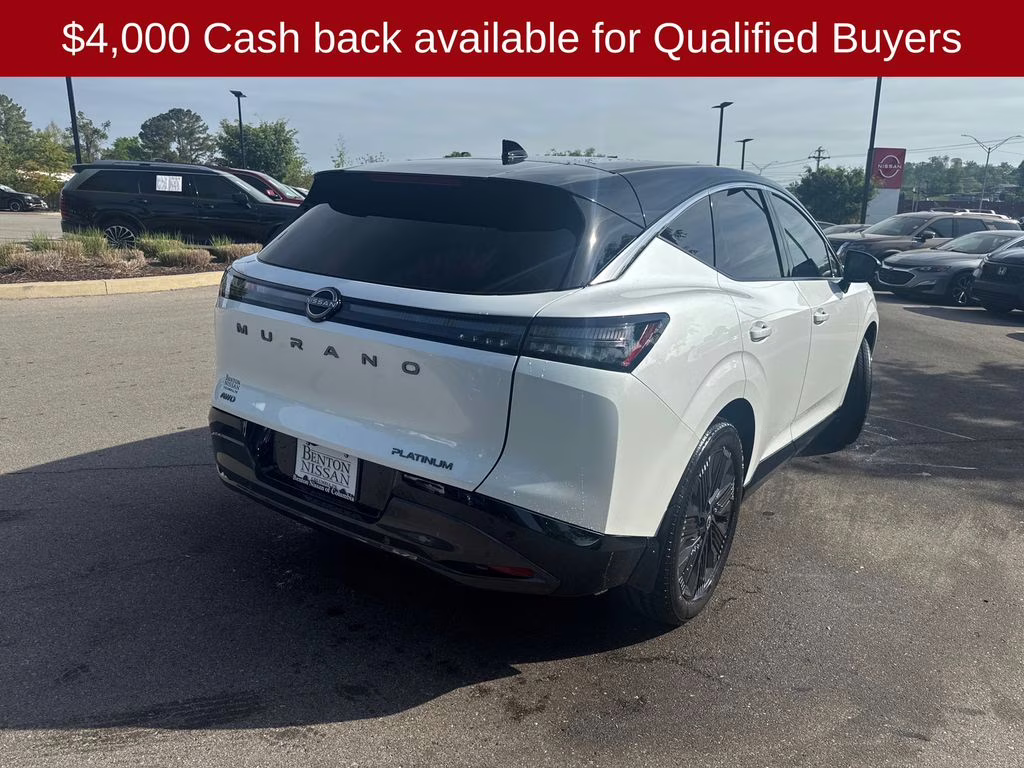 2026 Everest White Pearl/Black Nissan Murano Platinum AWD SUV