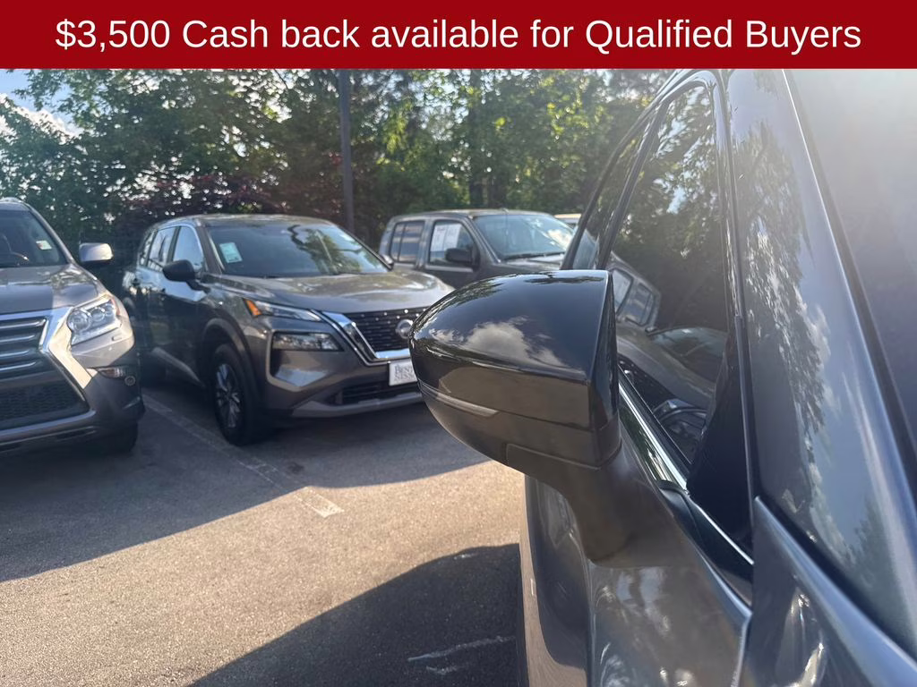 2026 Gun Metallic Nissan Pathfinder SL 4X4 SUV