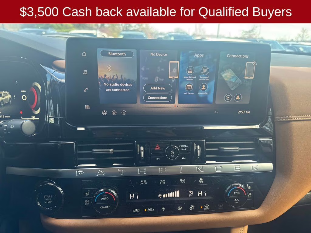 2026 Everest White Pearl Tricoat Nissan Pathfinder Platinum 4X4 SUV