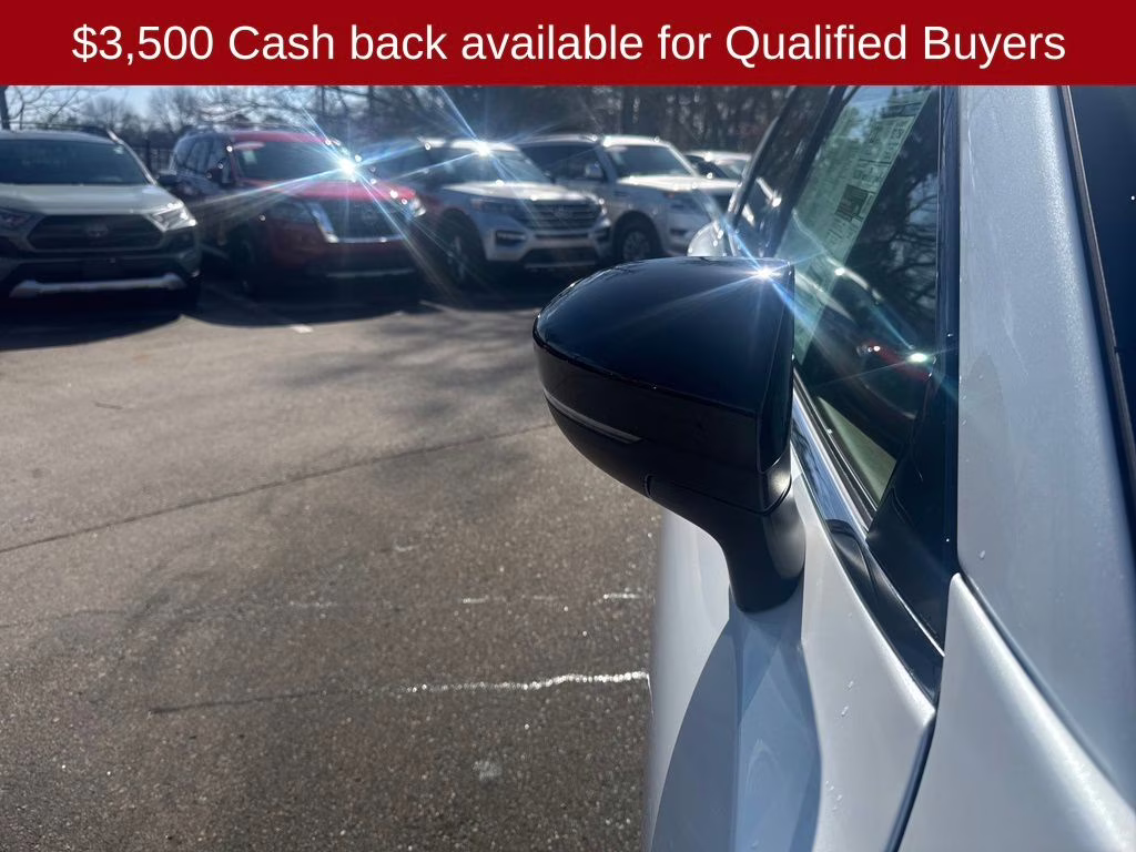 2026 Everest White Pearl Tricoat Nissan Pathfinder Platinum 4X4 SUV