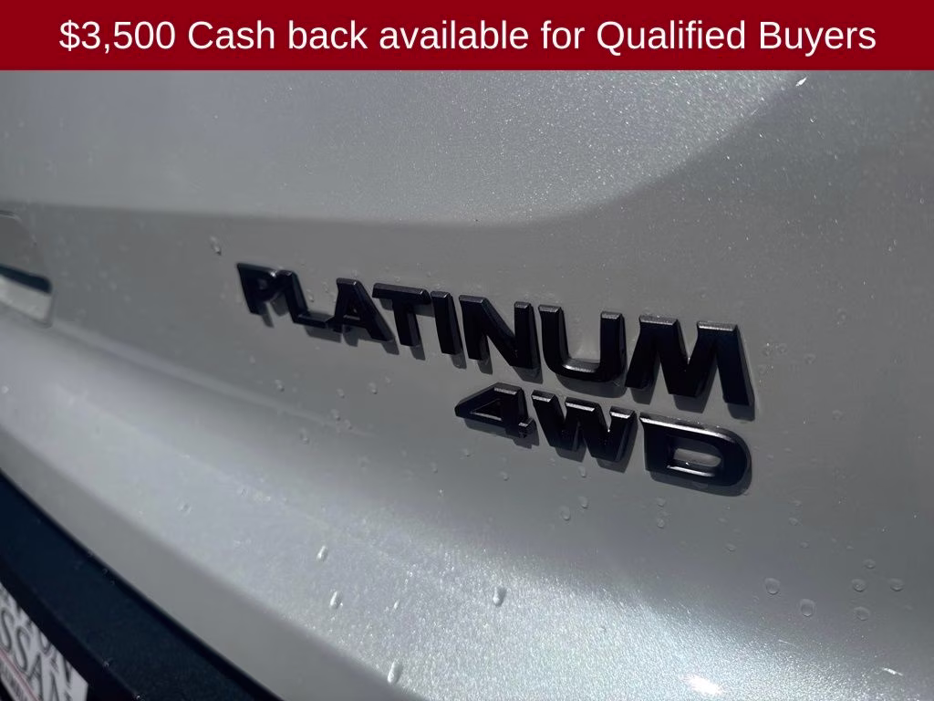 2026 Everest White Pearl Tricoat Nissan Pathfinder Platinum 4X4 SUV