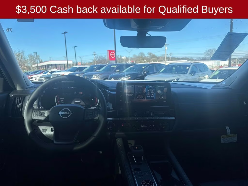 2026 Everest White Pearl Tricoat Nissan Pathfinder Platinum 4X4 SUV