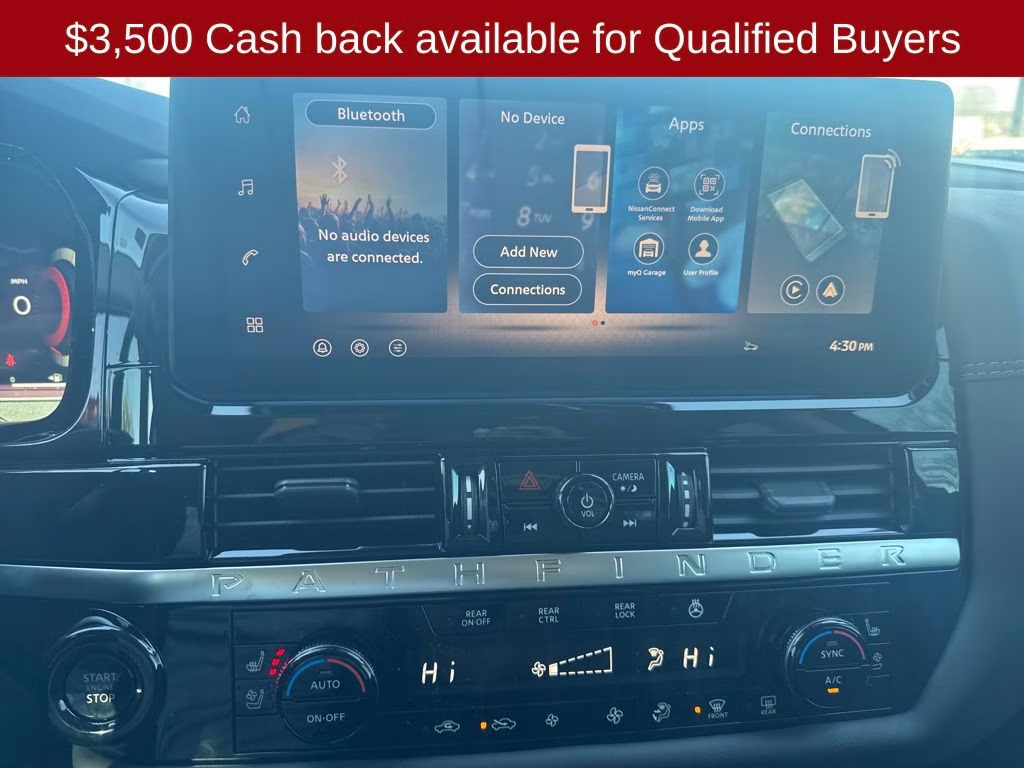 2026 Everest White Pearl Tricoat Nissan Pathfinder Platinum 4X4 SUV