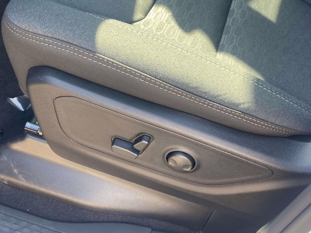 2026 Bright White Clearcoat Ram 1500 Big Horn/Lone Star RWD Truck