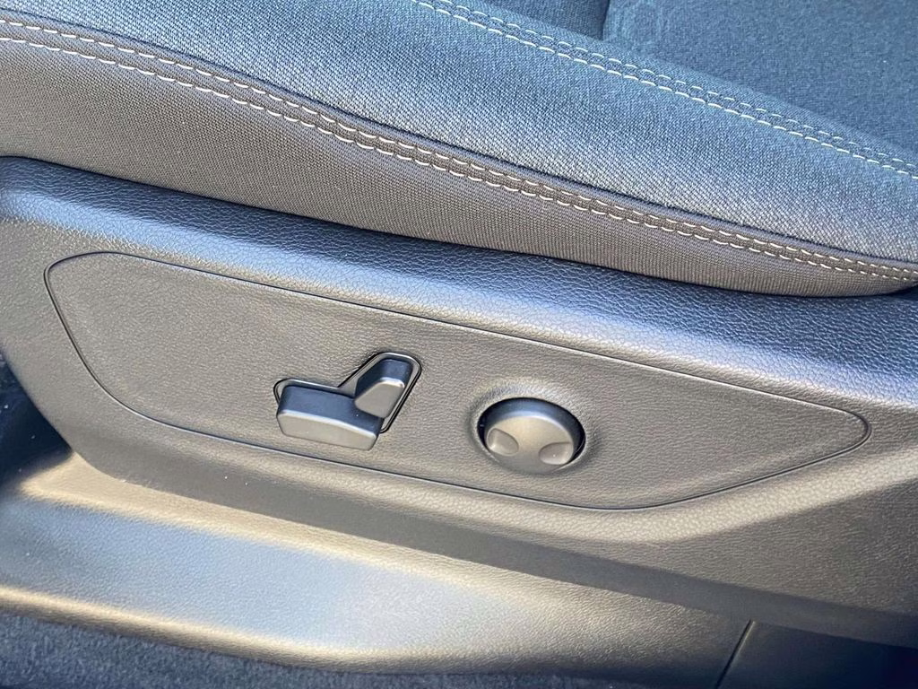 2026 Bright White Clearcoat Ram 1500 Big Horn/Lone Star 4X4 Truck