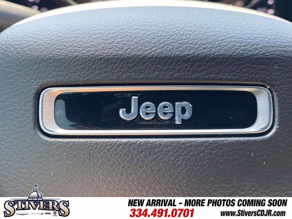 2025 Hydro Blue Pearlcoat Jeep Compass Latitude 4X4 SUV