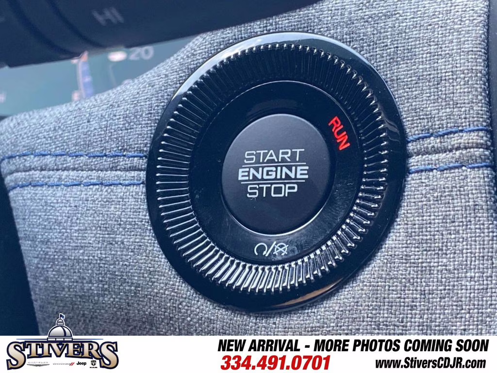 2025 Hydro Blue Pearlcoat Jeep Compass Latitude 4X4 SUV