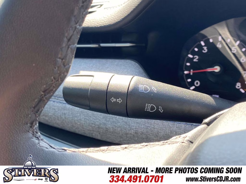 2025 Hydro Blue Pearlcoat Jeep Compass Latitude 4X4 SUV