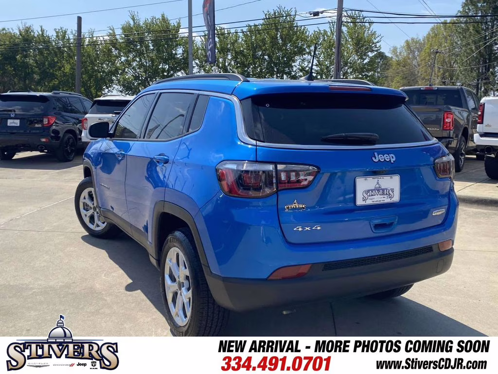 2025 Hydro Blue Pearlcoat Jeep Compass Latitude 4X4 SUV