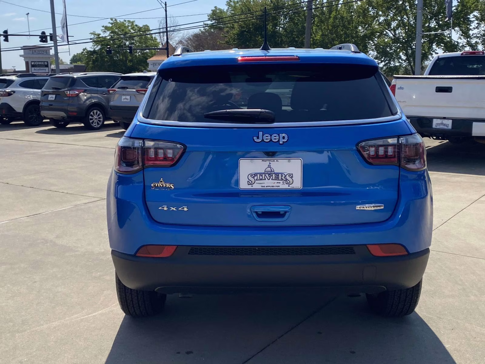 2025 Hydro Blue Pearlcoat Jeep Compass Latitude 4X4 SUV