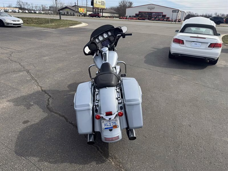 2023 Silver Harley-Davidson Street Glide Touring