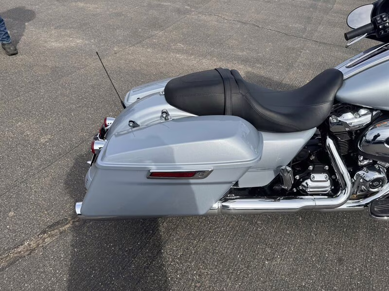 2023 Silver Harley-Davidson Street Glide Touring