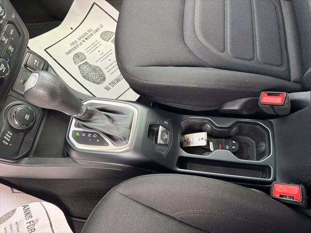 2018 Jetset Blue Jeep Renegade Latitude 4X4 SUV