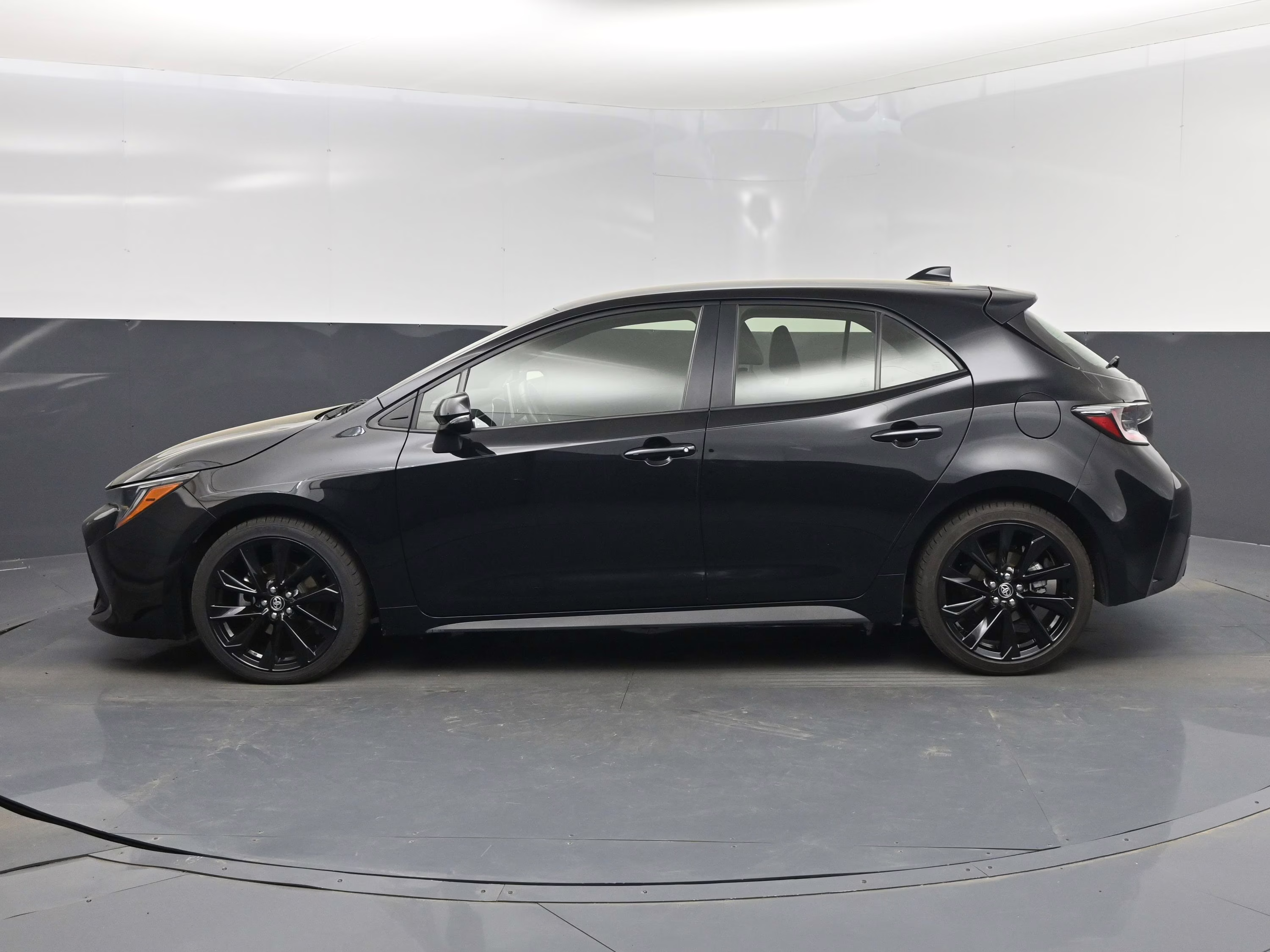 2022 Midnight Black Metallic Toyota Corolla Hatchback SE Nightshade Edition FWD Hatchback