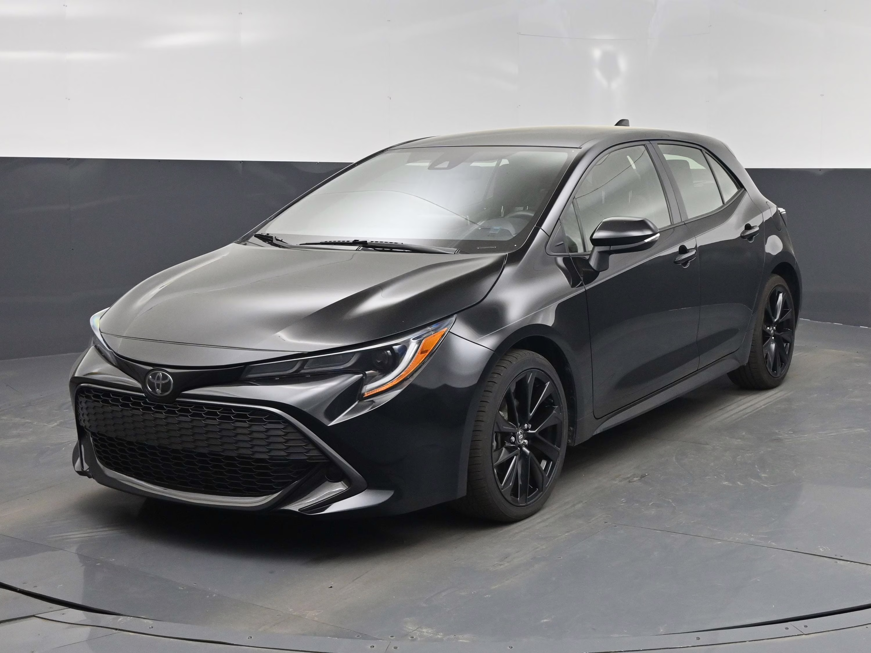 2022 Midnight Black Metallic Toyota Corolla Hatchback SE Nightshade Edition FWD Hatchback