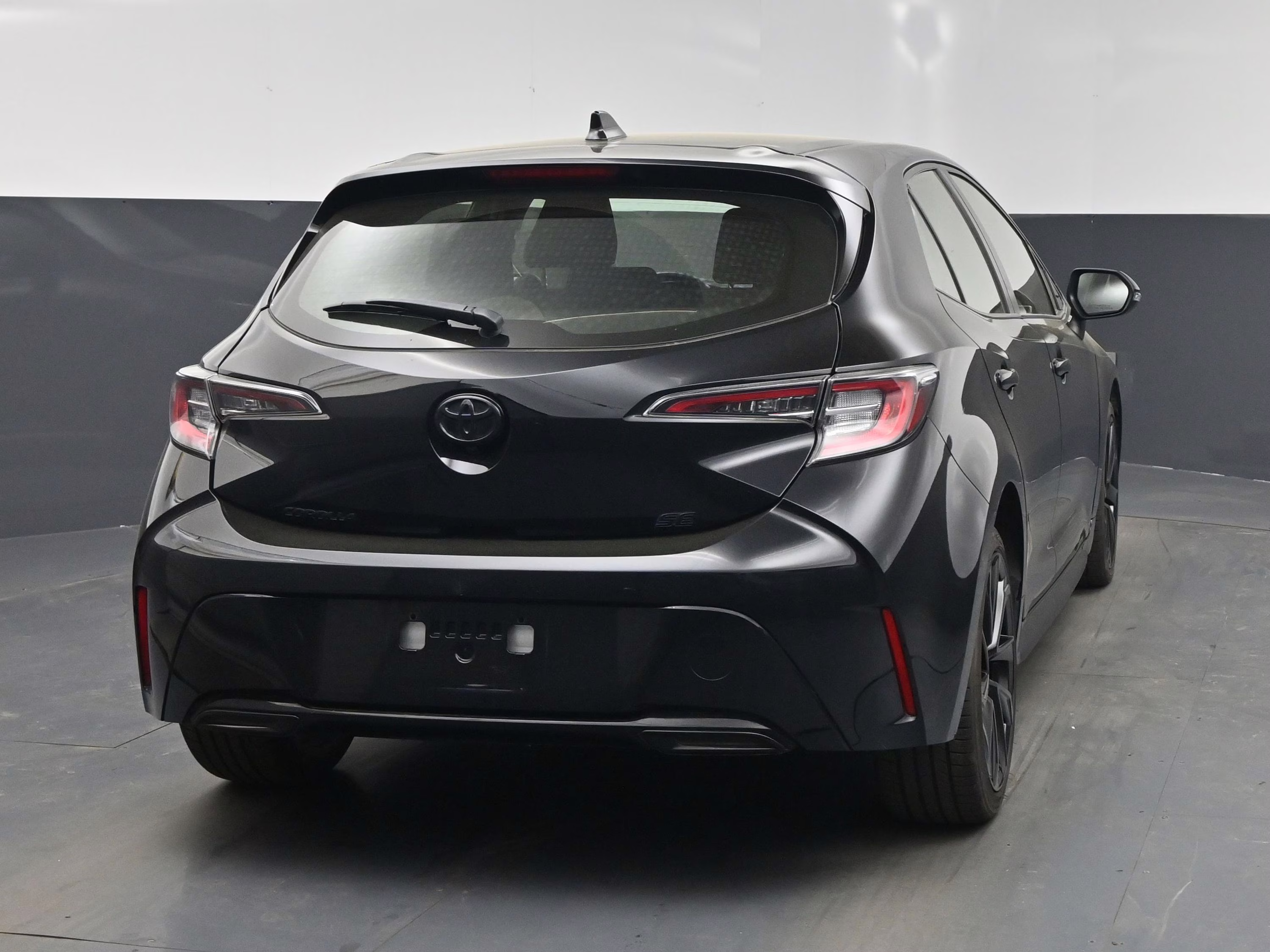 2022 Midnight Black Metallic Toyota Corolla Hatchback SE Nightshade Edition FWD Hatchback