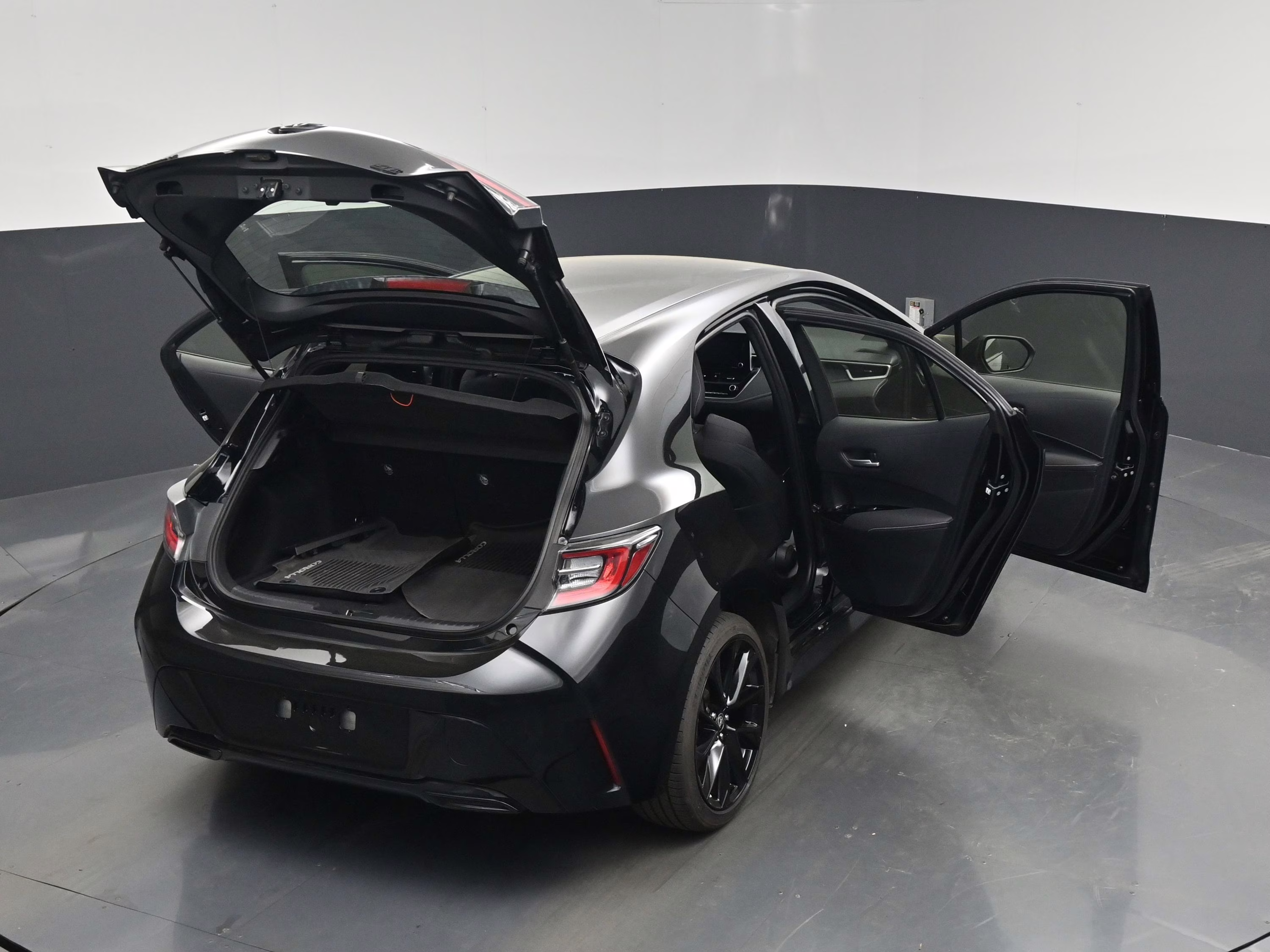 2022 Midnight Black Metallic Toyota Corolla Hatchback SE Nightshade Edition FWD Hatchback