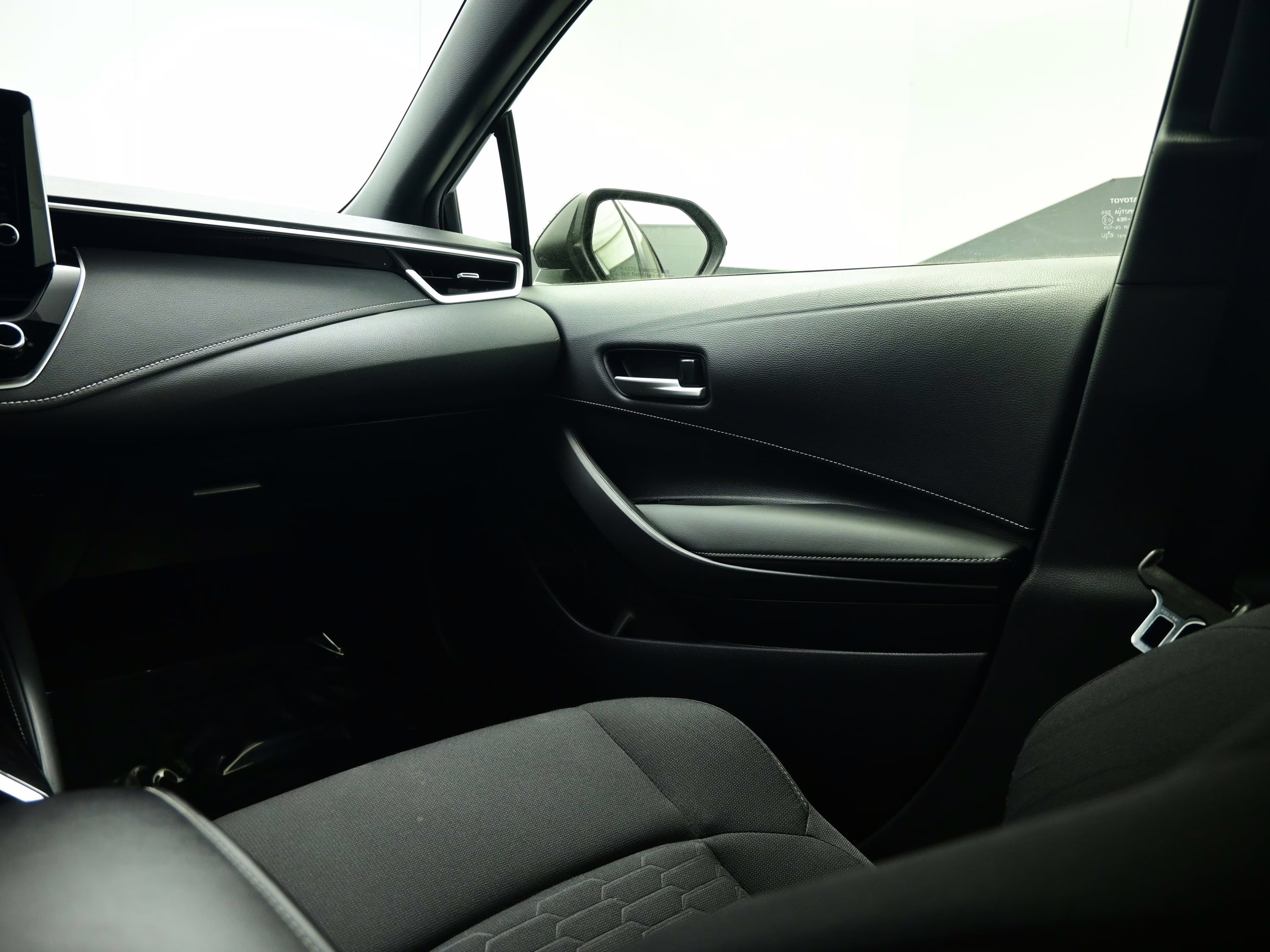 2022 Midnight Black Metallic Toyota Corolla Hatchback SE Nightshade Edition FWD Hatchback