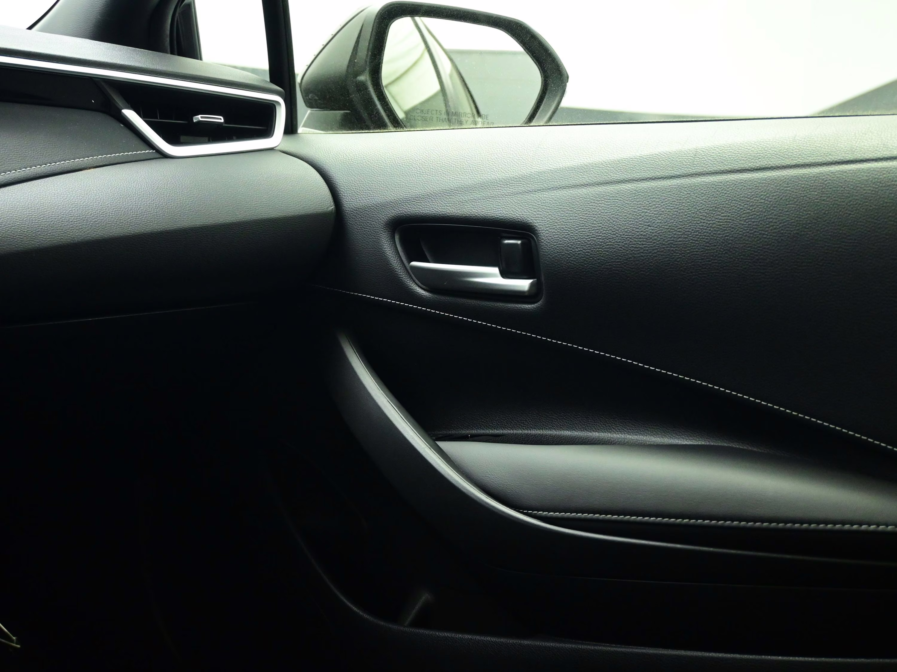 2022 Midnight Black Metallic Toyota Corolla Hatchback SE Nightshade Edition FWD Hatchback