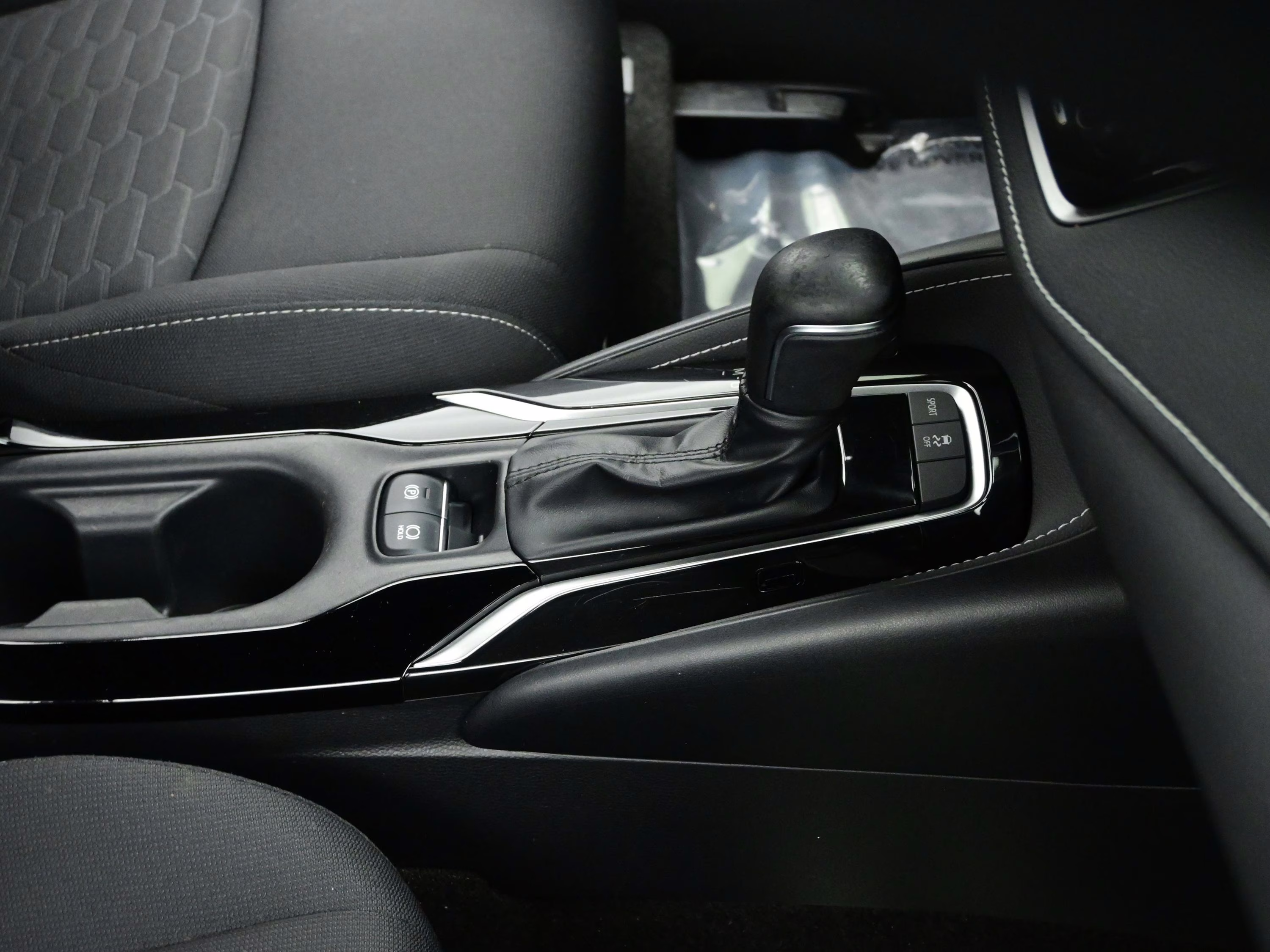 2022 Midnight Black Metallic Toyota Corolla Hatchback SE Nightshade Edition FWD Hatchback