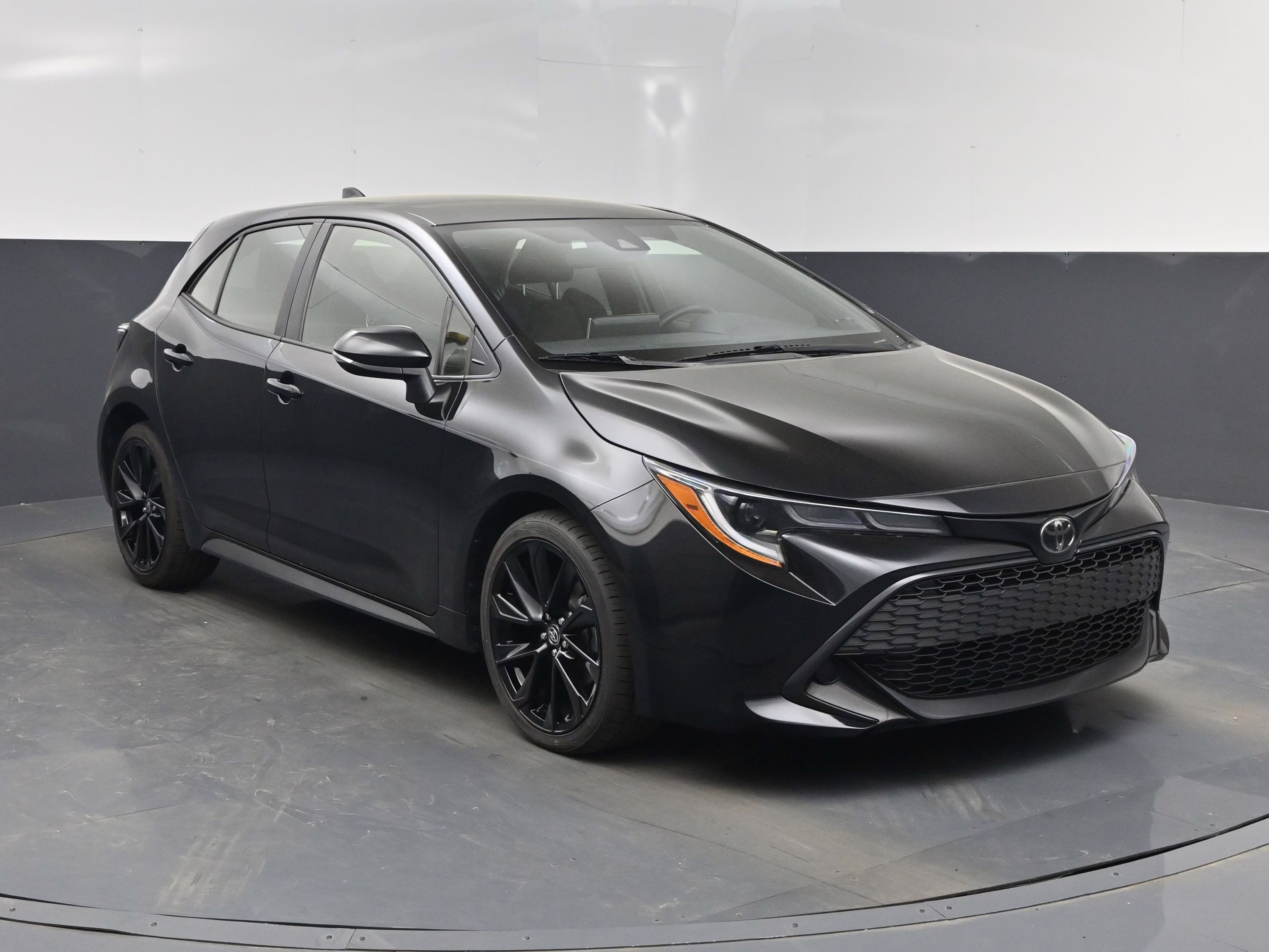 2022 Midnight Black Metallic Toyota Corolla Hatchback SE Nightshade Edition FWD Hatchback