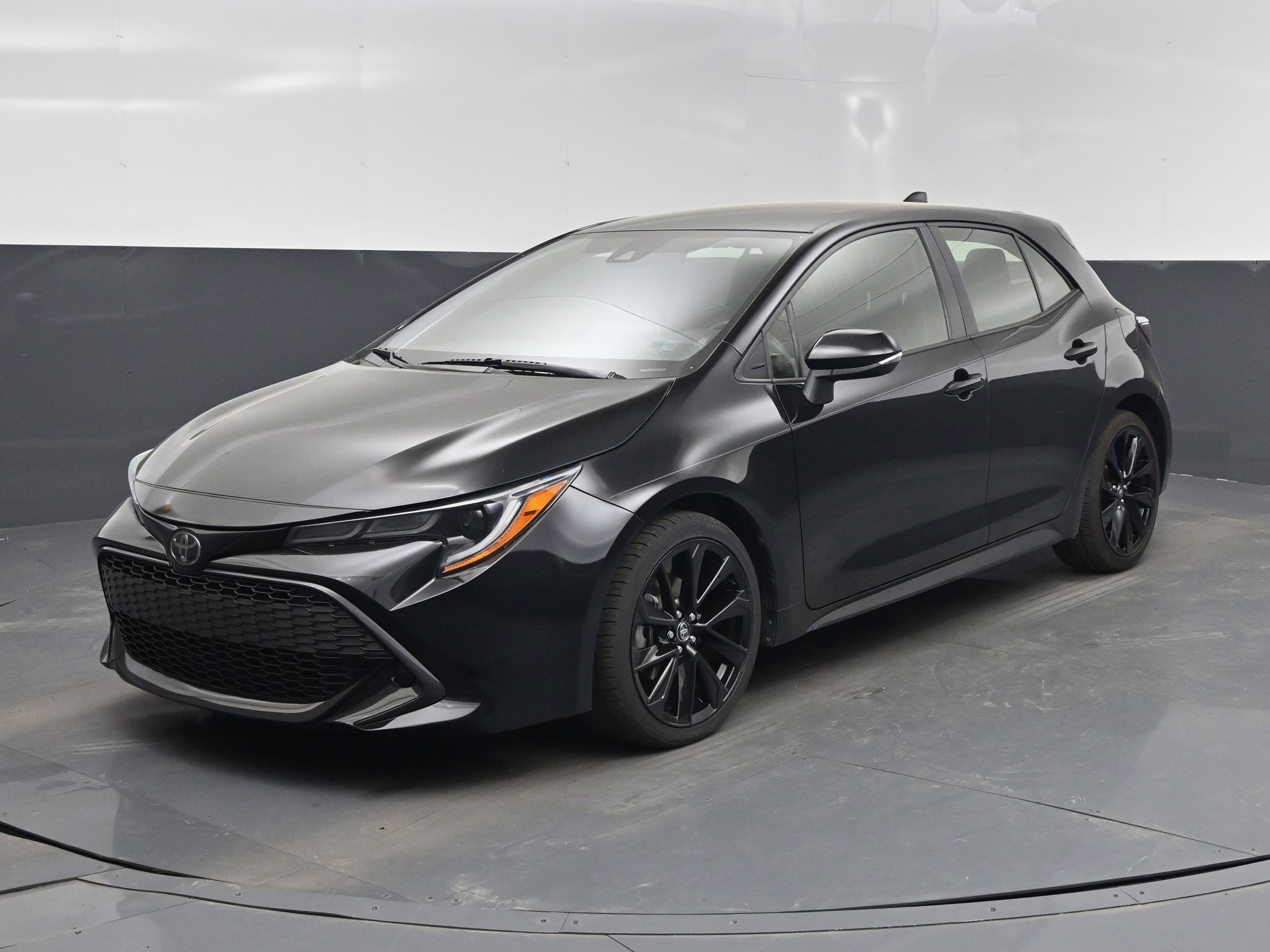 2022 Midnight Black Metallic Toyota Corolla Hatchback SE Nightshade Edition FWD Hatchback