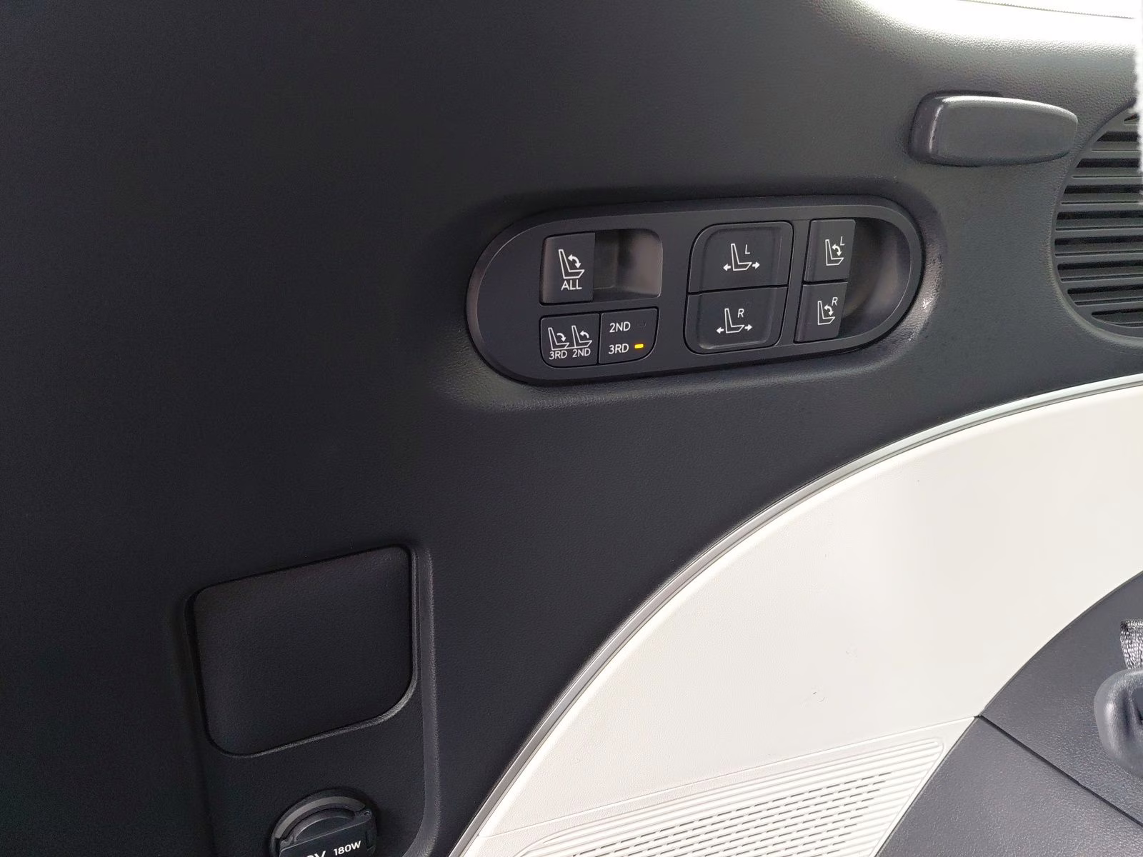 2026 Ecotronic Gray Pearl Hyundai Palisade Hybrid Calligraphy AWD SUV