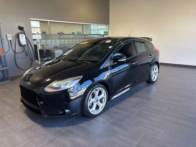 2014 Tuxedo Black Metallic Ford Focus ST FWD Hatchback
