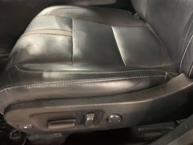 2018 Predawn Gray Mica Toyota Highlander SE AWD SUV