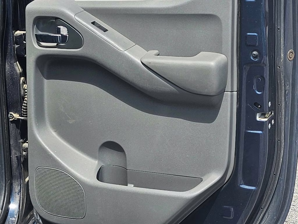 2019 Arctic Blue Metallic Nissan Frontier SV RWD Truck