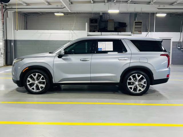 2020 Lagoon Silver Hyundai Palisade SEL FWD SUV