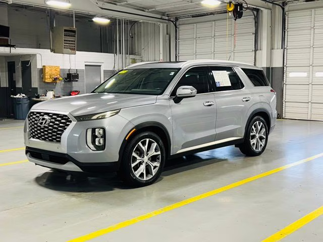 2020 Lagoon Silver Hyundai Palisade SEL FWD SUV
