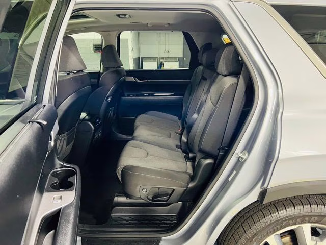 2020 Lagoon Silver Hyundai Palisade SEL FWD SUV