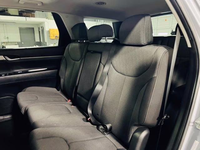 2020 Lagoon Silver Hyundai Palisade SEL FWD SUV