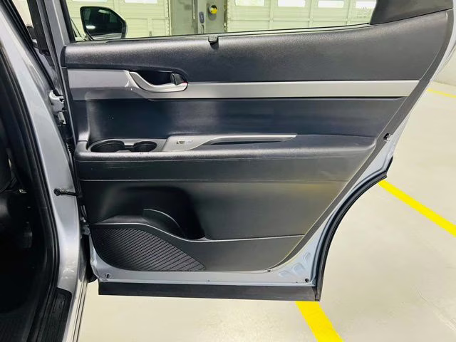 2020 Lagoon Silver Hyundai Palisade SEL FWD SUV