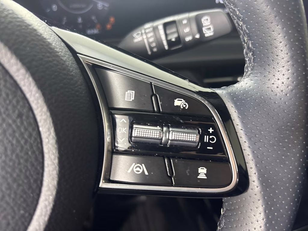 2025 Steel Gray Kia Seltos SX AWD SUV