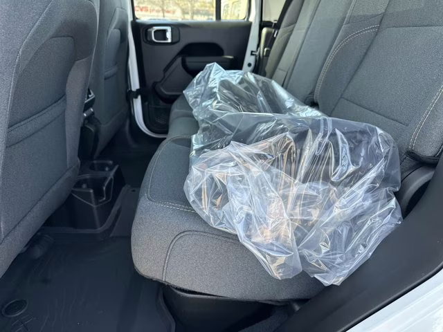 2026 Bright White Clearcoat Jeep Gladiator Sport 4X4 Truck