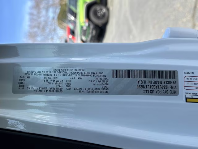 2026 Bright White Clearcoat Jeep Gladiator Sport 4X4 Truck