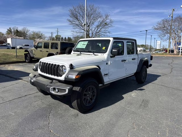 2026 Bright White Clearcoat Jeep Gladiator Sport 4X4 Truck