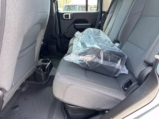2026 Anvil Clearcoat Jeep Gladiator Sport 4X4 Truck