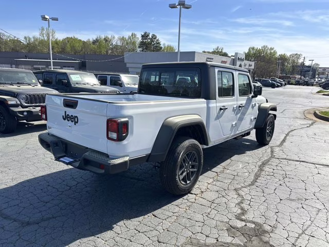 2026 Bright White Clearcoat Jeep Gladiator Sport 4X4 Truck