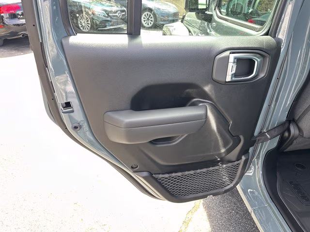 2026 Anvil Clearcoat Jeep Gladiator Sport 4X4 Truck