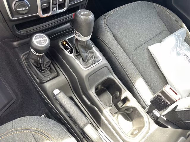 2026 Anvil Clearcoat Jeep Gladiator Sport 4X4 Truck