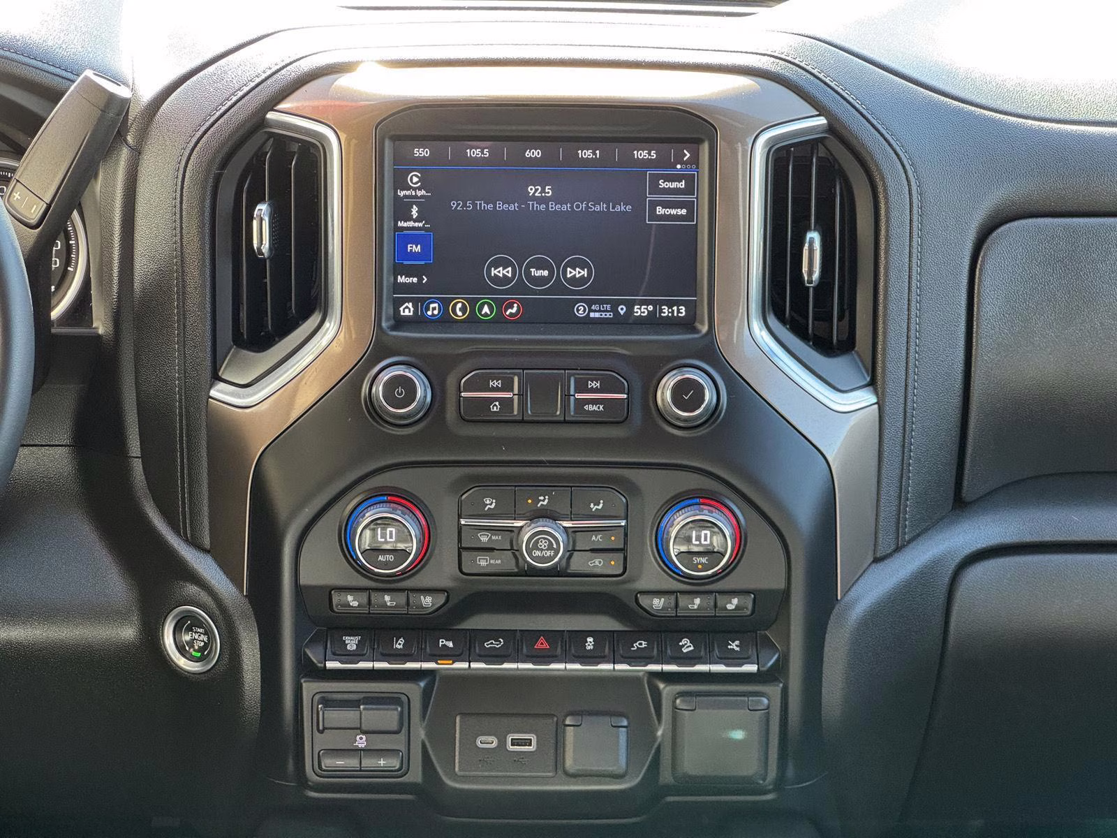 2023 Silver Ice Metallic Chevrolet Silverado 2500HD High Country 4X4 Truck