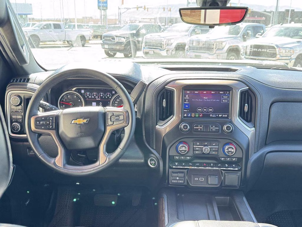 2023 Silver Ice Metallic Chevrolet Silverado 2500HD High Country 4X4 Truck