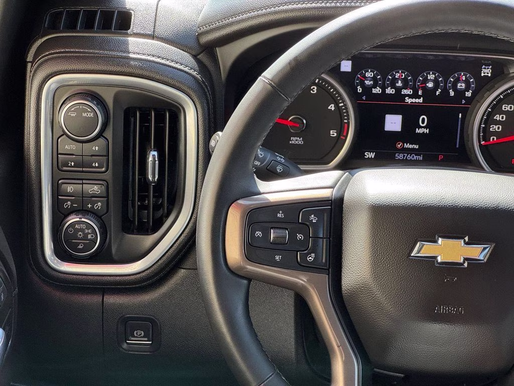 2023 Silver Ice Metallic Chevrolet Silverado 2500HD High Country 4X4 Truck